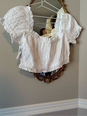 Sunday Best White Eyelet Puff-Sleeve Crop Blouse